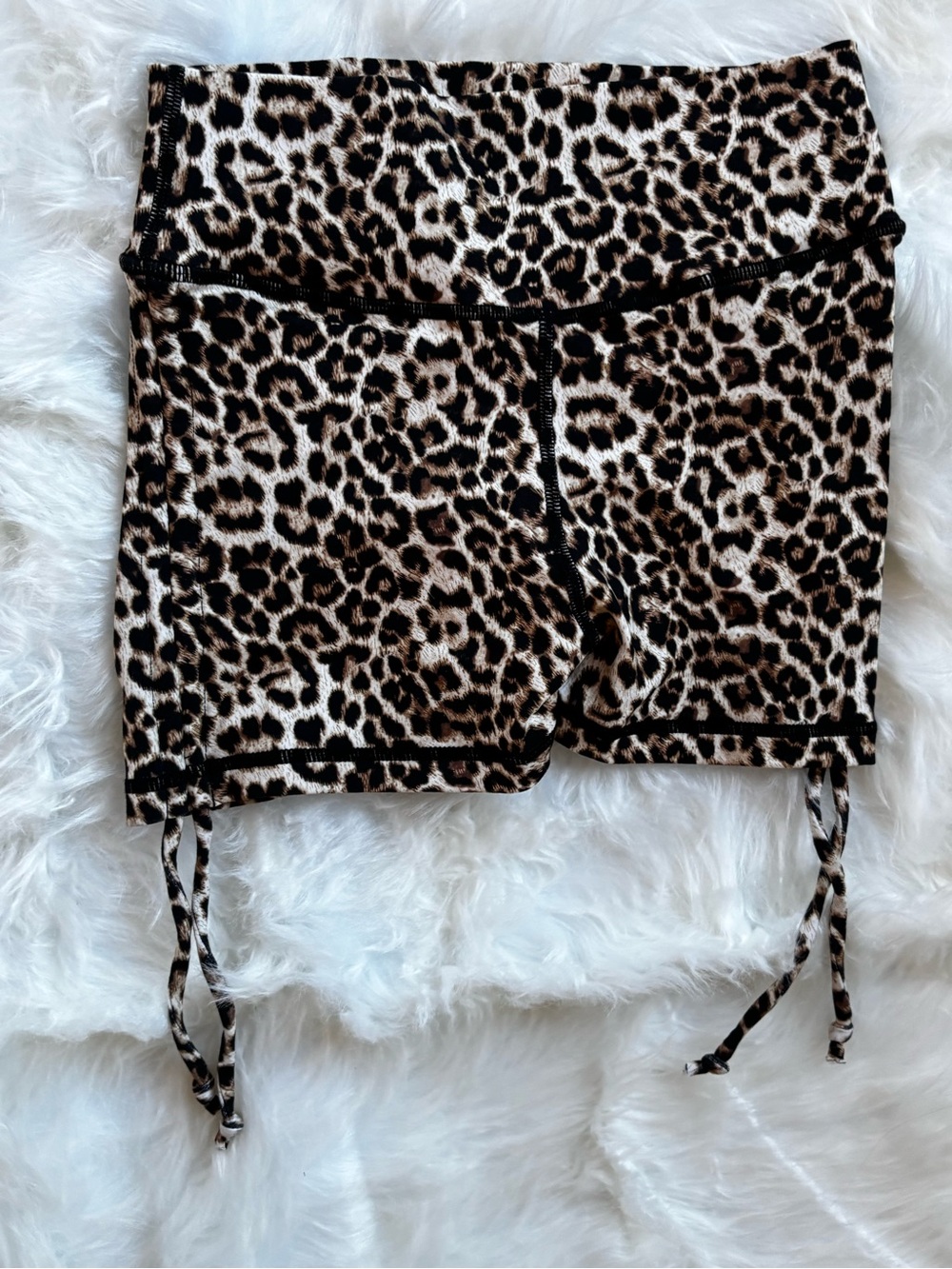 ZYIA  Leopard Print Drawstring Side Short spandex YOUTH SMALL 20” waist